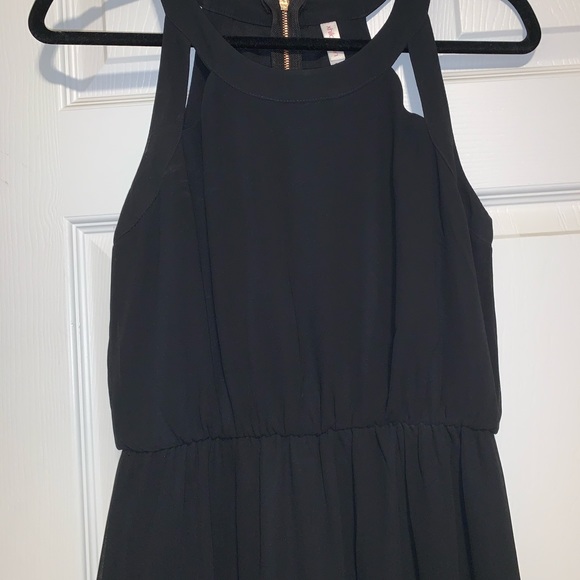 Dressy Black Maxi Dress - Picture 4 of 7